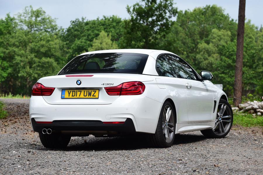  BMW 430i Convertible M Sport Package 2017 года  (UK) (фото 13 из 15)